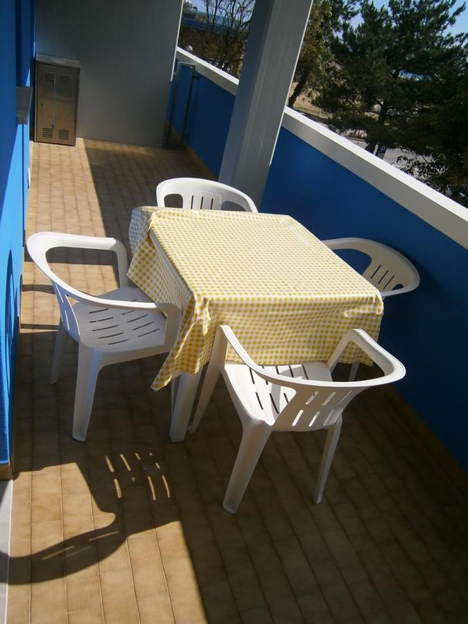 Condominio Columbus Bibione Exterior photo